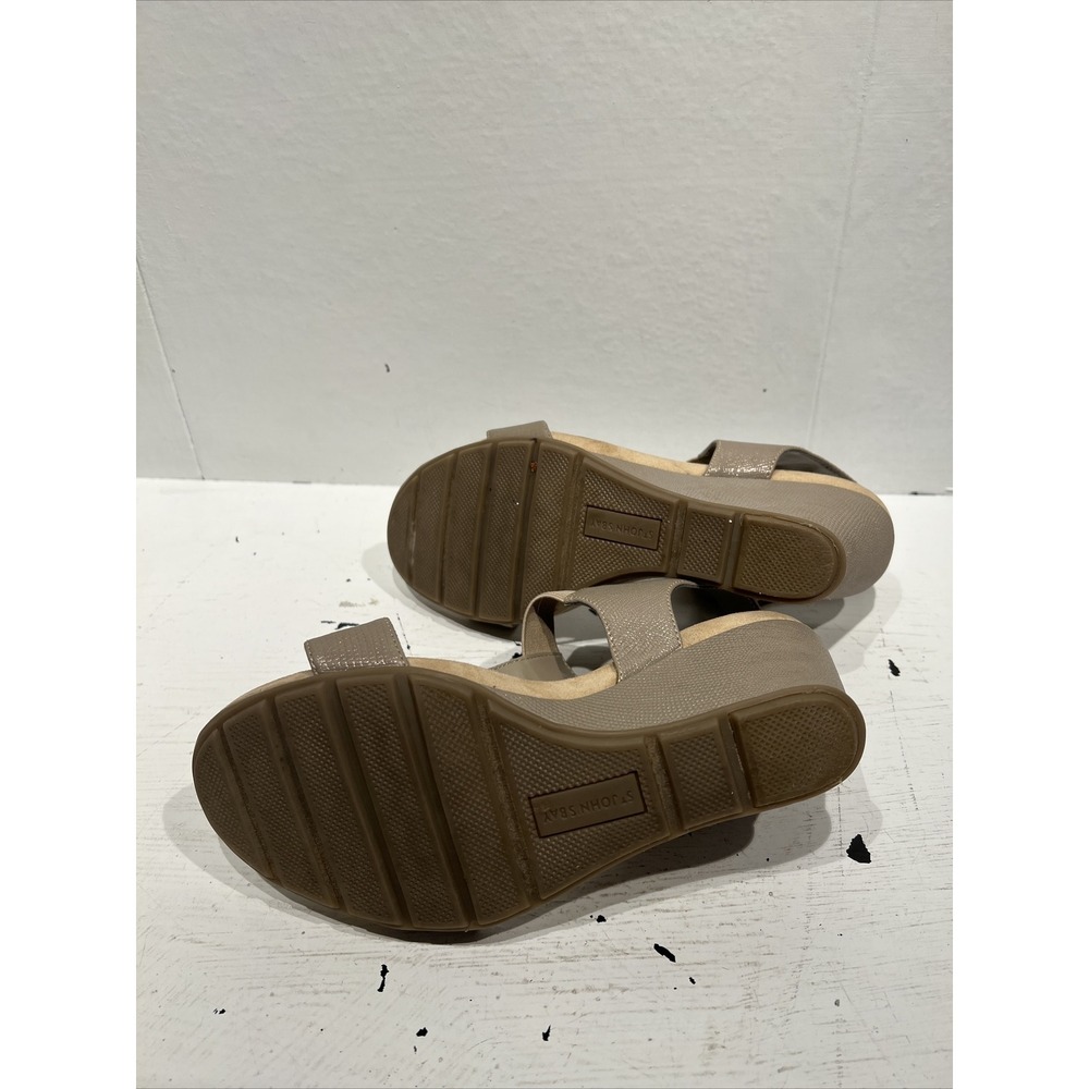 St. Johns Bay gold beige 3" Wedge Sandals Size 8.5 flex form - Picture 7 of 10